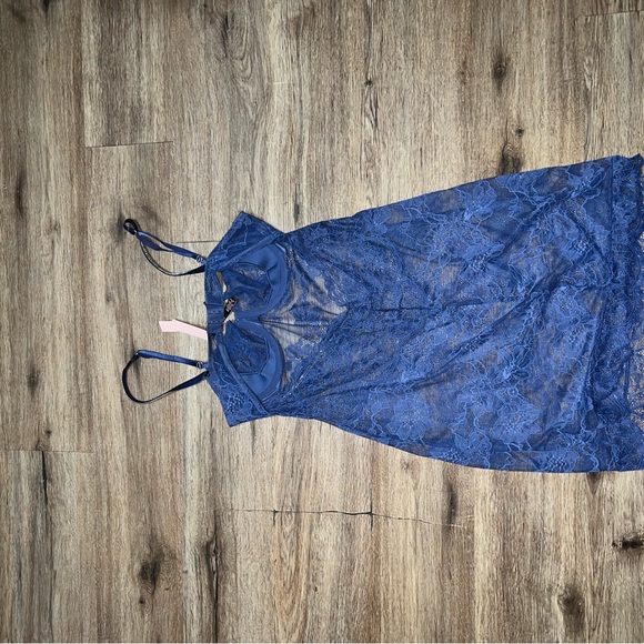 NWT Victoria’s Secret Lace Shine Strap Lingerie - Picture 7 of 7